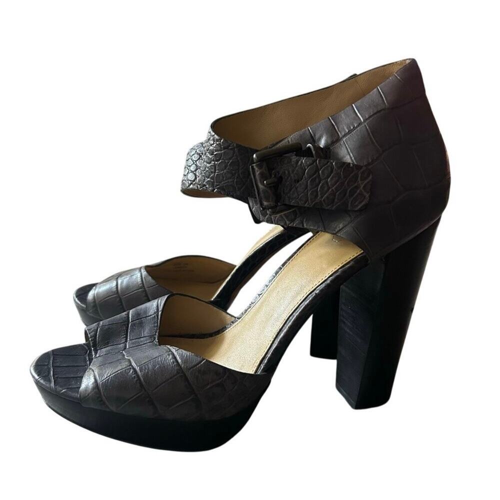 Coach Embossed Croc Leather Platform Heels Gray Size 10B